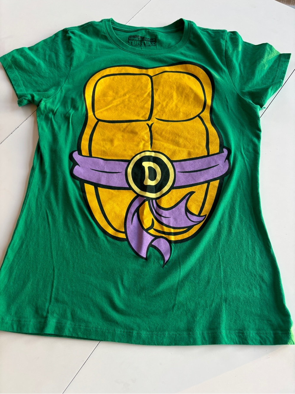 Green adult Ninja Turtle Shell Graphic Halloween Tee with Purple Belt